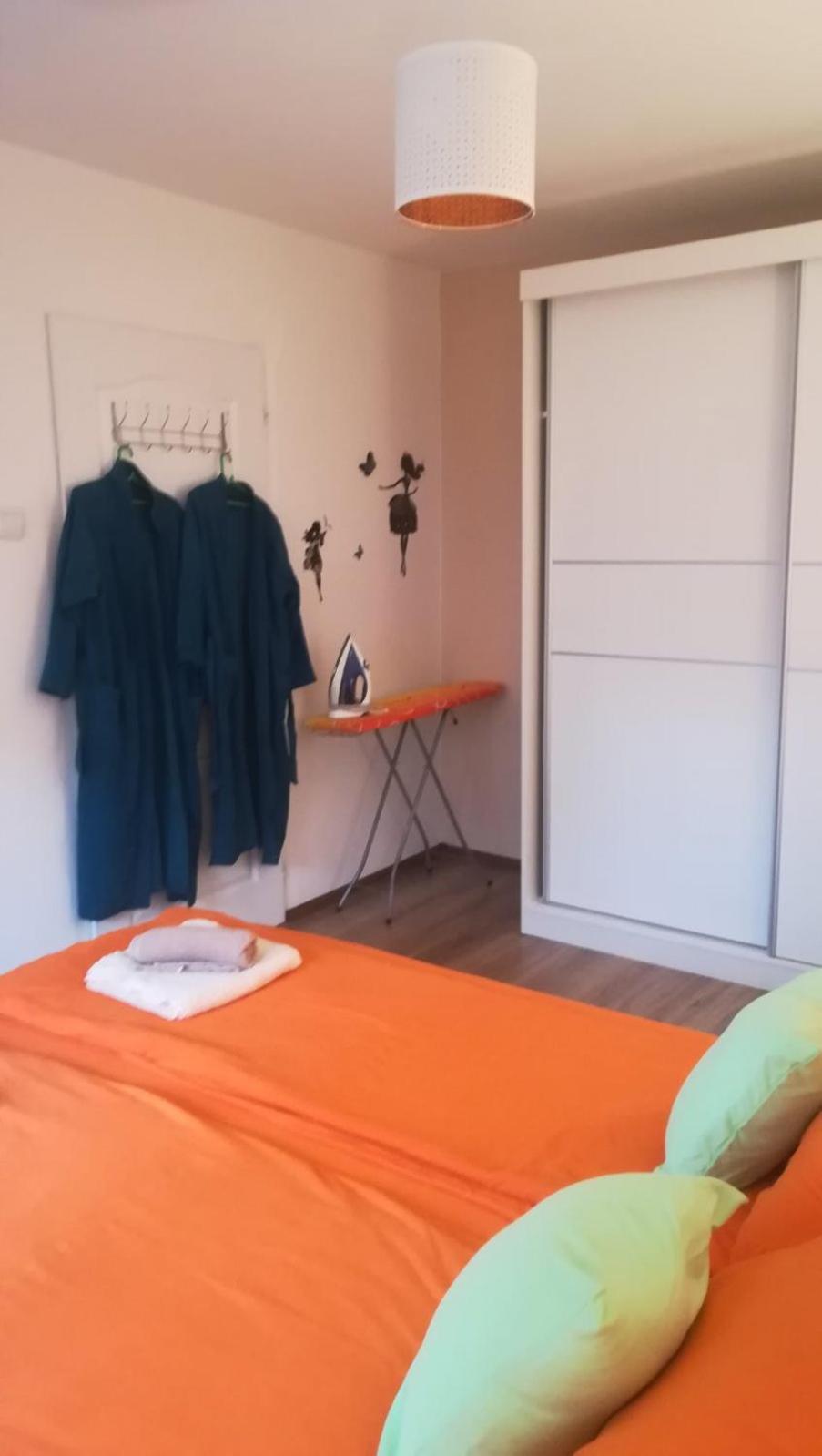 Apartman Su Libero Lägenhet Subotica Exteriör bild