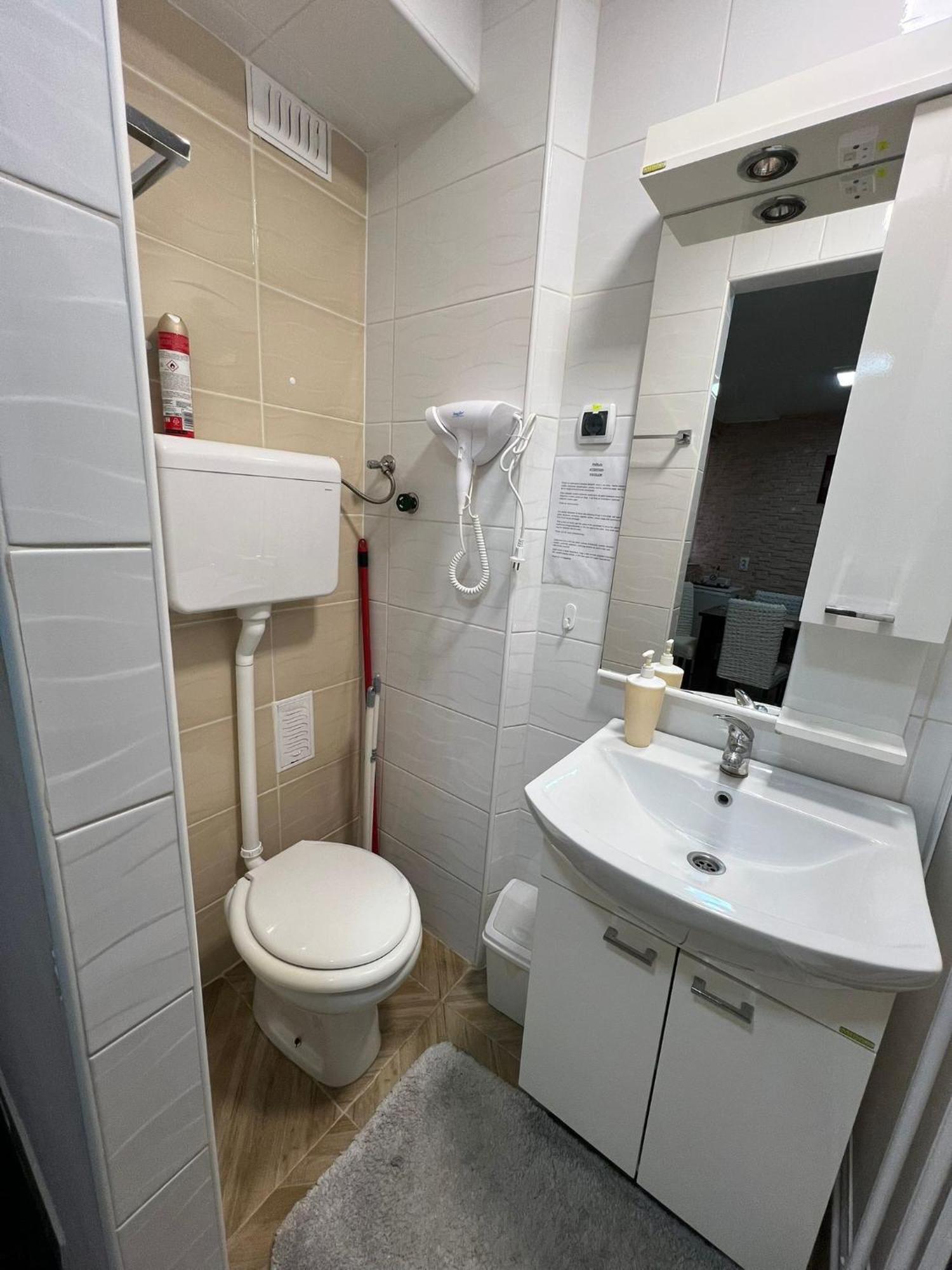 Apartman Su Libero Lägenhet Subotica Exteriör bild